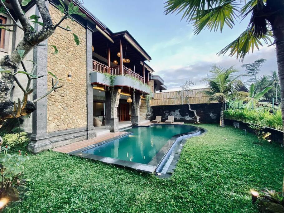 Villa Dewa Dewi 2 ウブド エクステリア 写真